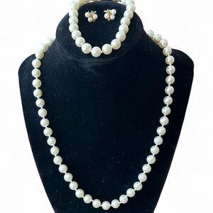 Pearls For The Girlssssssss ✨